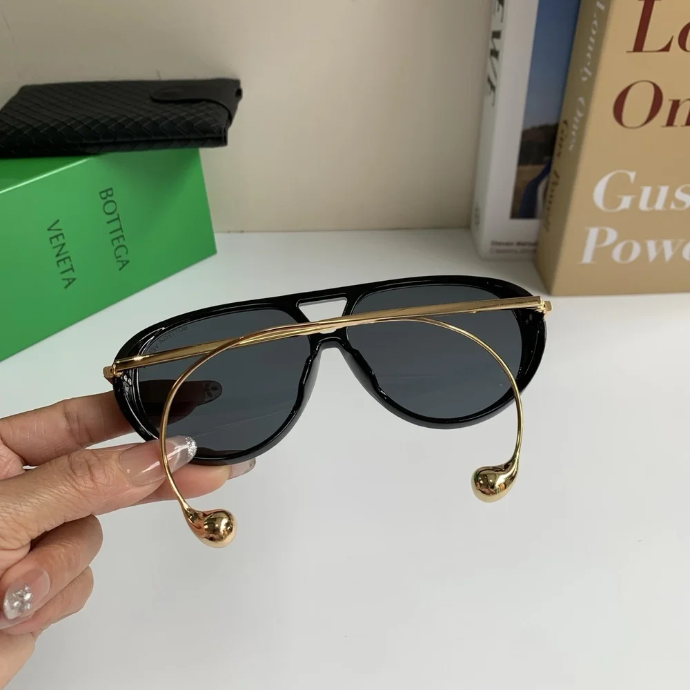 BOTTEGA VENETA Black Toad Sunglasses